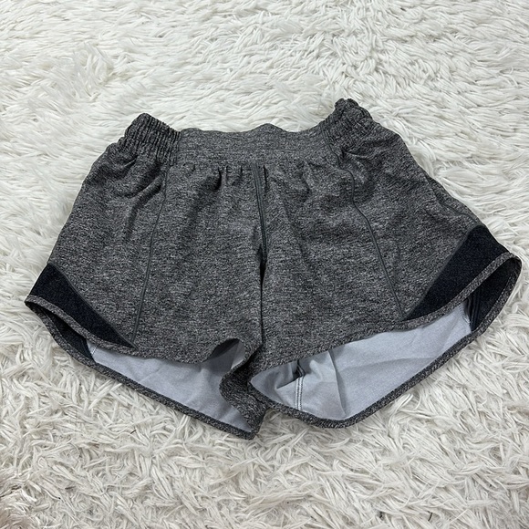 Lululemon Hotty Hot Short II *Long 4" Heather Lux Multi Black - Picture 1 of 4